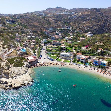 Elio A 1Bdr Apt With Garden 1 Min From The Beach By Hospi Heraklion  Ngoại thất bức ảnh
