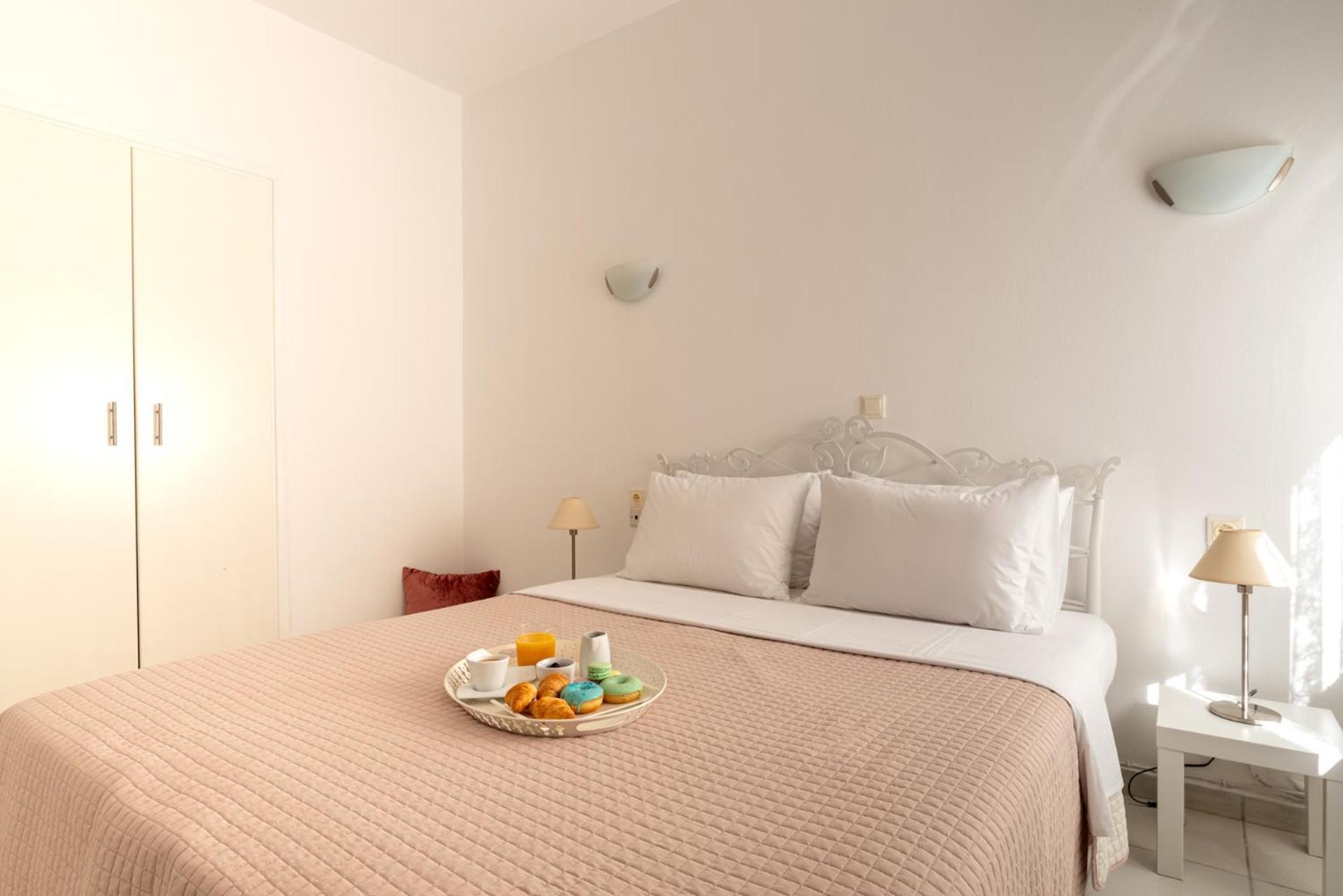 Elio A 1Bdr Apt With Garden 1 Min From The Beach By Hospi Heraklion  Ngoại thất bức ảnh